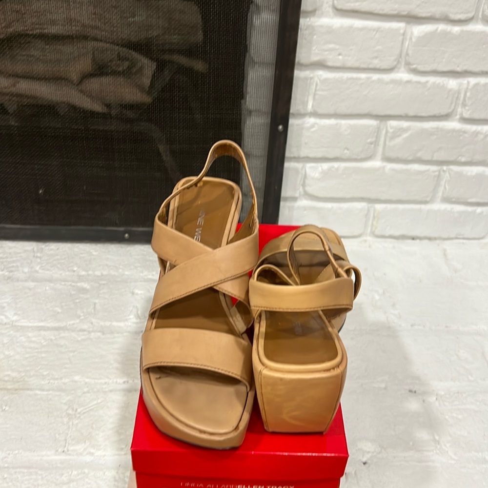 Nine West tan leather size 8 sandals